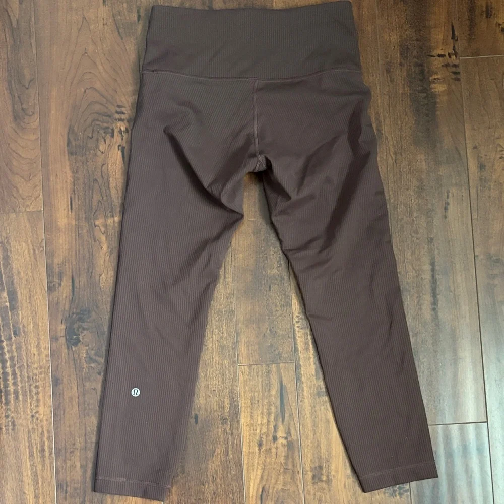 lululemon athletica Women's 3/4 leggings .